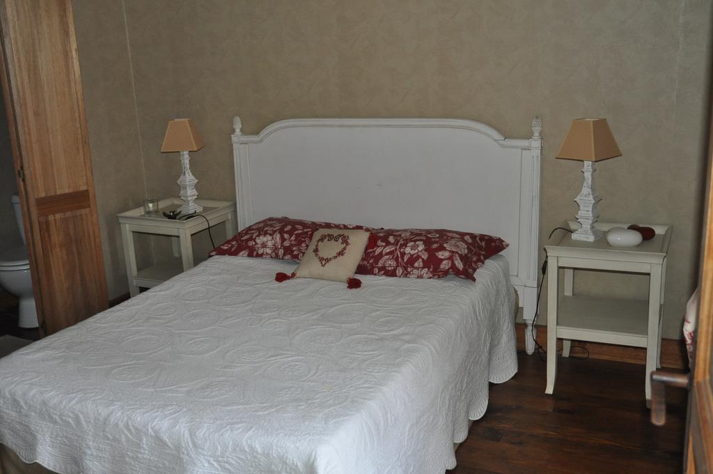 Moulin De Morance Bed and Breakfast Ecommoy Εξωτερικό φωτογραφία