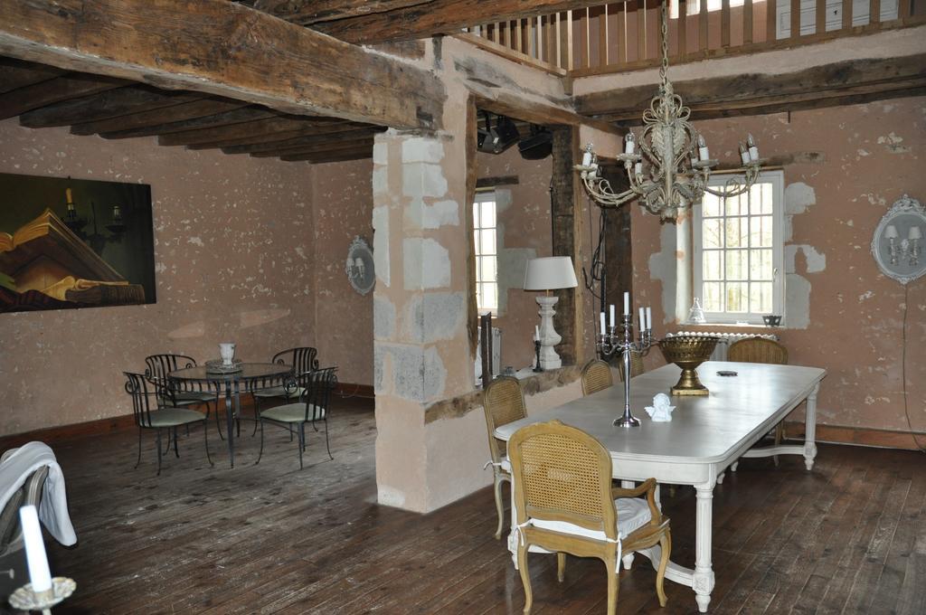 Moulin De Morance Bed and Breakfast Ecommoy Εξωτερικό φωτογραφία